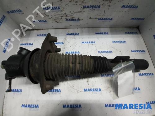 Used Right front shock absorber CITROËN XANTIA (X1_, X2_) 1.8 i (101 hp) 31431652