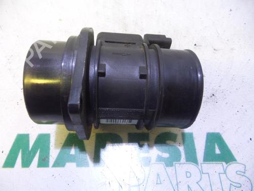 Used Mass air flow sensor RENAULT LAGUNA II Grandtour (KG0/1_) 1.9 dCi (KG1A, KG1W, KG0G) (110 hp) 31472979