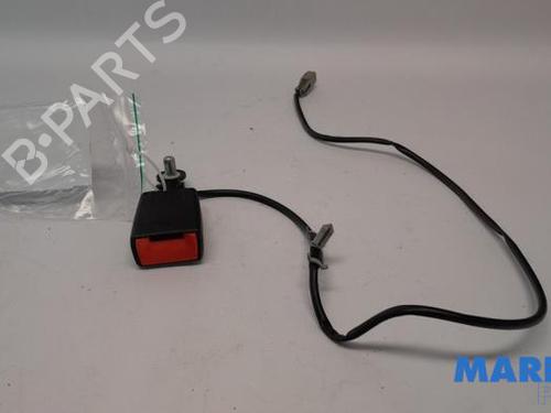 Used Seat buckle FIAT 500 (312_) 1.2 (312AXA1A) (69 hp) 31404575