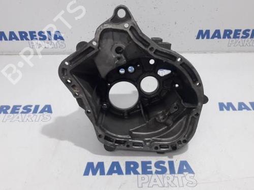 manual-gearbox-for-parts-peugeot-expert-van-vf3a_-vf3u_-vf3x_-2007-31452451 main image