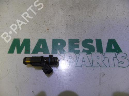 Used Injector PEUGEOT 206 Hatchback (2A/C) 1.4 i (75 hp) 31406198