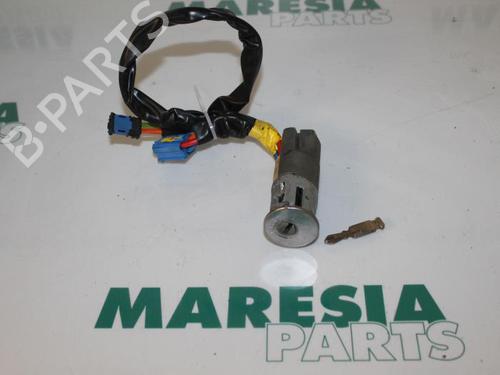 Used Ignition barrel PEUGEOT 206 SW (2E/K) 1.6 16V (109 hp) 31531181