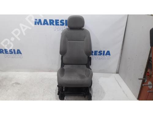Fahrersitz für PEUGEOT PARTNER Tepee 1.6 HDi 16V (90 hp) 31505950