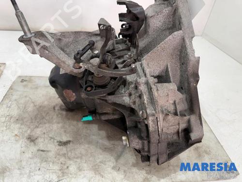 Used Gearbox Gearbox RENAULT TWINGO III (BCM_, BCA_) 1.0 SCe 70 (71 hp) 36158829 36158829