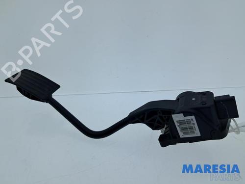 Used Pedal Pedal 37875726 37875726