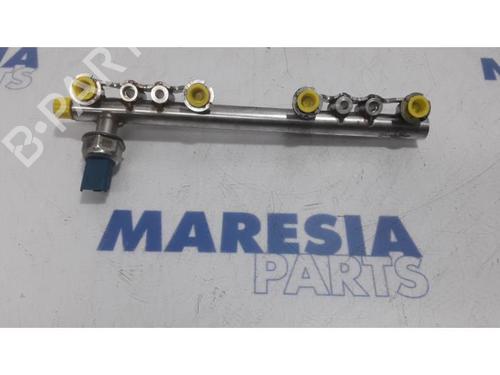 Used Injection rail RENAULT MEGANE IV Grandtour (K9A/M/N_) 1.2 TCe 130 (K9MR) (130 hp) 31448438