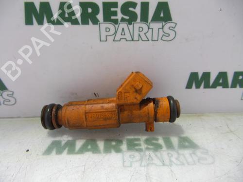 Used Injector ALFA ROMEO 156 (932_) 2.0 16V T.SPARK (932A2) (155 hp) 31447961