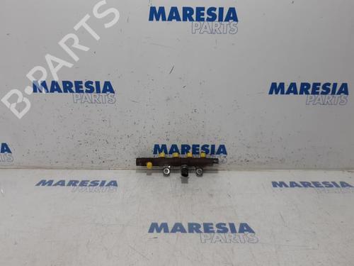 Used Injection rail Injection rail RENAULT MEGANE III Grandtour (KZ0/1) 1.5 dCi (KZ09, KZ0D, KZ1G, KZ29, KZ14, KZ1W, KZ10, KZ1F,... (110 hp) 31447904 31447904