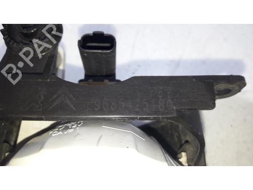 Right front fog light PEUGEOT 3008 I MPV (0U_) 1.6 THP | BP31466310C31 