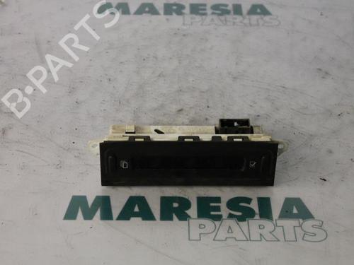 Used Electronic module CITROËN BERLINGO / BERLINGO FIRST Box Body/MPV (M_) 1.9 D 70 (MBWJZ, MCWJZ) (69 hp) 31433895