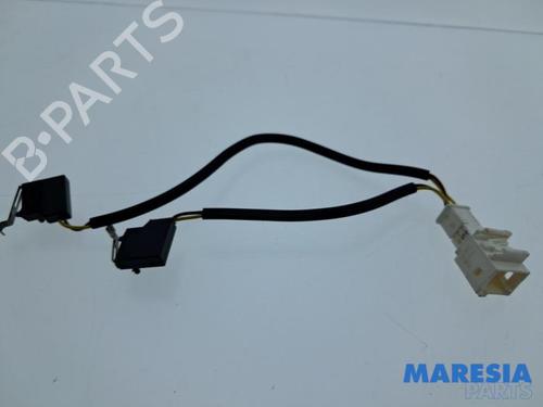 Used Electronic sensor Electronic sensor PEUGEOT 308 CC (4B_) 1.6 16V (120 hp) 33832587 33832587