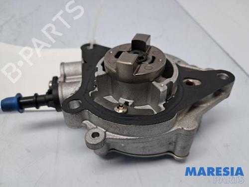 Used Vacuum pump PEUGEOT 208 II (UB_, UP_, UW_, UJ_) 1.2 PureTech 100 (101 hp) 31432093