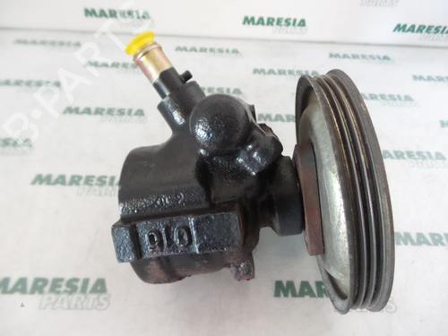 Used Steering pump FIAT PUNTO (176_) 60 1.2 (176AP, 176AR, 176AQ, 176BB) (60 hp) 31499251