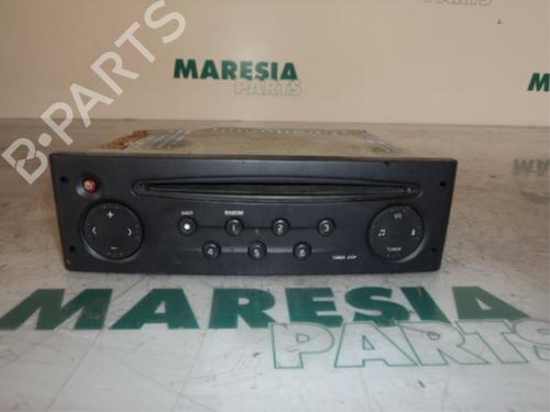 Used Radio RENAULT CLIO II (BB_, CB_) 1.5 dCi (B/CB07) (65 hp) 31458884