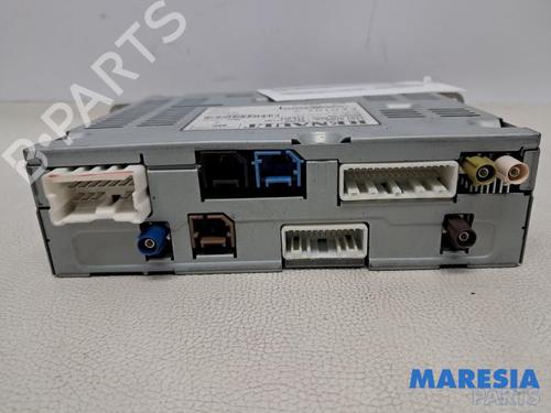 Autoradio RENAULT MEGANE IV Hatchback (B9A/M/N_) 1.2 TCe 130 (B9MR) (130 hp) 31816729