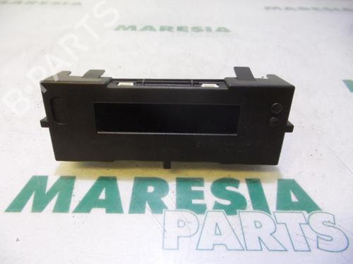 electronic-module-renault-clio-iii-br01-cr01-2005-2006-2007-2008-2009-2010-2011-2012-2013-2014-31445584 main image