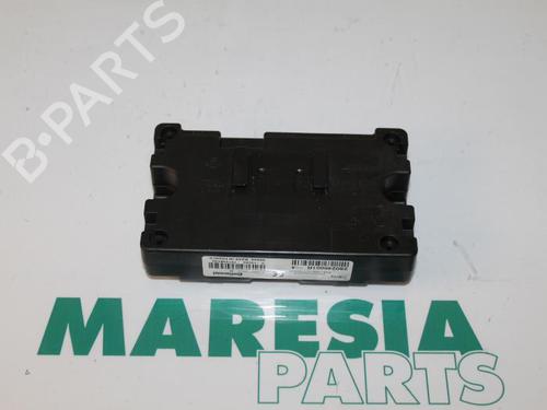 Used Control unit RENAULT MEGANE III Grandtour (KZ0/1) 1.6 16V (KZ0U, KZ1B, KZ1U) (110 hp) 31479793