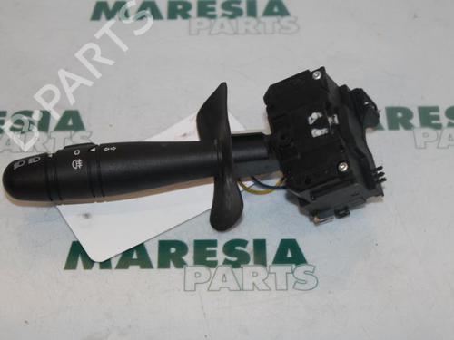 steering-column-stalk-renault-clio-ii-bb_-cb_-1998-1999-2000-2001-2002-2003-2004-2005-2006-2007-2008-2009-2010-2011-2012-2013-2014-2015-2016-31480305 main image