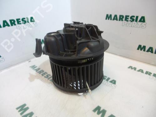 Used Heater blower motor RENAULT MEGANE II (BM0/1_, CM0/1_) 1.5 dCi (BM0F, BM0T, BM2B, CM0F, CM0T) (82 hp) 31496599