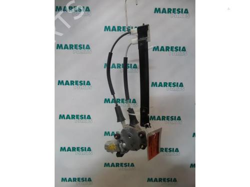 Used Rear right window mechanism ALFA ROMEO 147 (937_) 1.6 16V T.SPARK ECO (937.AXA1A, 937.BXA1A) (105 hp) 31471213