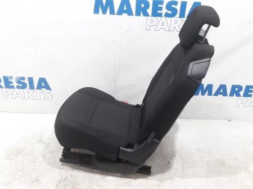 Seats set PEUGEOT 5008 (0U_, 0E_) 1.6 16V | BP31394705C78