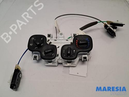 Used Climate control FIAT PANDA (312_, 319_) 0.9 (312PXH1A) (65 hp) 31396690