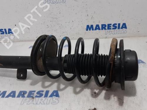 Used Right front shock absorber Right front shock absorber PEUGEOT 206 Hatchback (2A/C) 1.1 i (60 hp) 31471397 31471397
