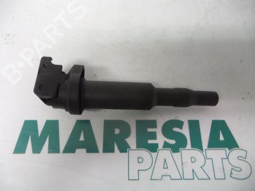 Used Ignition coil PEUGEOT 308 I (4A_, 4C_) 1.6 16V (120 hp) 31470111