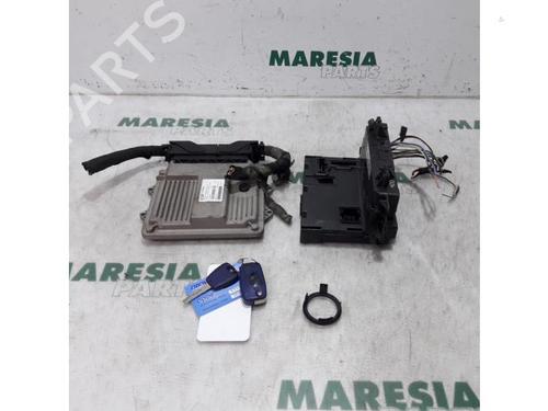 Used Engine control unit (ECU) Engine control unit (ECU) FIAT PANDA (169_) 1.3 D Multijet (169.AXC1A) (70 hp) 31496348 31496348
