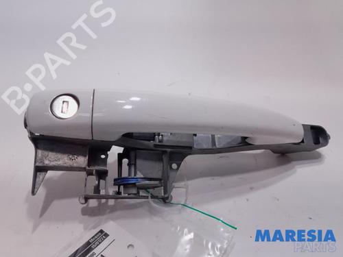 front-left-exterior-door-handle-peugeot-208-i-ca_-cc_-2012-2013-2014-2015-2016-2017-2018-2019-2020-2021-31473915 main image