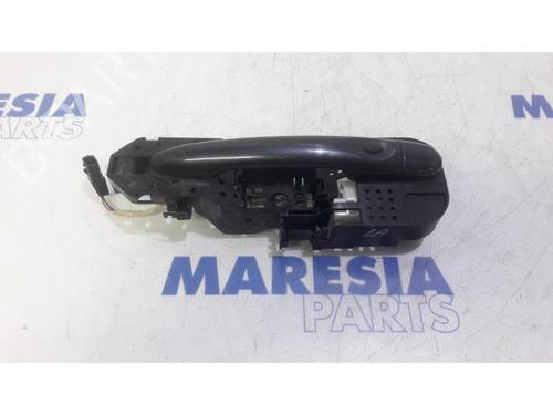 rear-left-exterior-door-handle-renault-megane-iii-grandtour-kz01-2008-2009-2010-2011-2012-2013-2014-2015-2016-31463778 main image