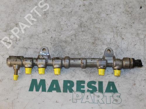 Used Injection rail FIAT PUNTO EVO (199_) 1.3 D Multijet (84 hp) 31438543