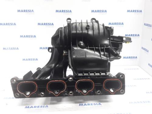 Used Injection rail CITROËN C5 II (RC_) 2.0 16V (RCRFJB, RCRFJC) (140 hp) 31423753