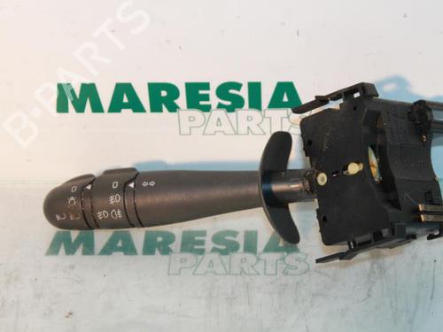 Used Steering column stalk RENAULT LAGUNA II (BG0/1_) 1.6 16V (BG0A, BG0L) (107 hp) 31500740