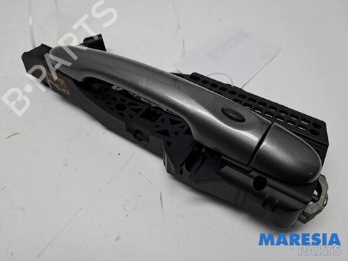 Used Front right exterior door handle RENAULT CAPTUR I (J5_, H5_) 1.5 dCi 90 (J5N4, J5M5, J5MW, J5M6, J5AL, J5AJ) (90 hp) 31463957
