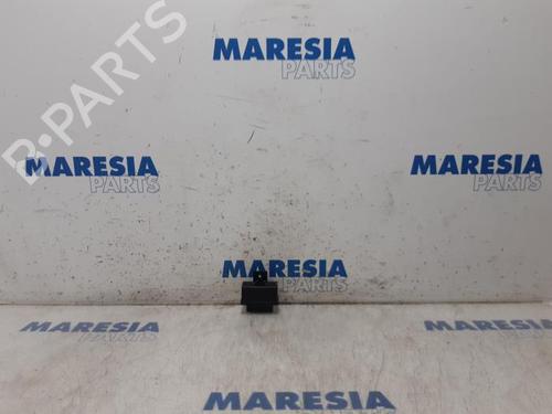 electronic-sensor-peugeot-partner-box-bodympv-2008-31477807 main image