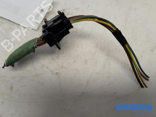 Used Electronic sensor FIAT FIORINO Box Body/MPV (225_) 1.3 D Multijet (225BXD1A, 225BXB1A, 225BXB11) (75 hp) 31421879