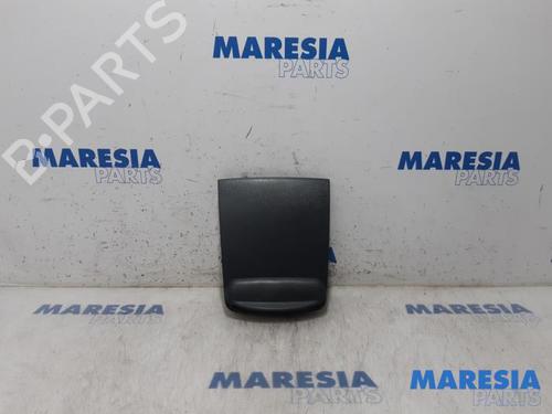 Handskerum CITROËN JUMPER II Van 2.2 HDi 100 (101 hp) 31427808