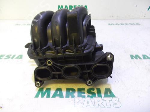 injection-rail-citroen-c1-pm_-pn_-2005-2006-2007-2008-2009-2010-2011-2012-2013-2014-31492405 main image