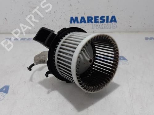 Used Heater blower motor FIAT PANDA (169_) 1.2 (169.AXB11, 169.AXB1A) (60 hp) 31440122