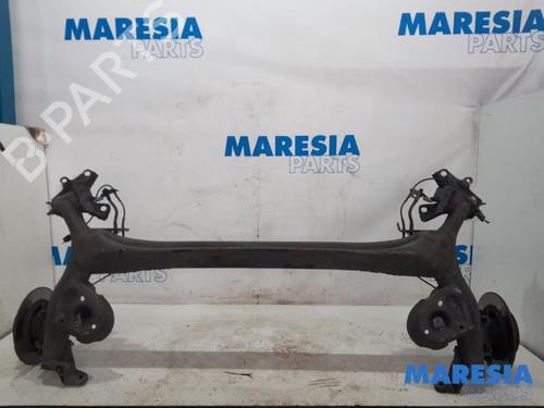 Used Rear axle RENAULT MEGANE III Grandtour (KZ0/1) 1.2 TCe (KZ2B, KZ11) (116 hp) 31385447
