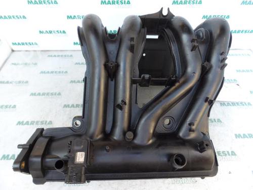 Used Injection rail RENAULT TWINGO I (C06_) 1.2 (C066, C068) (58 hp) 31410511