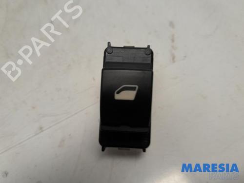 Used Switch CITROËN C4 CACTUS 1.2 THP 110 (110 hp) 31498213