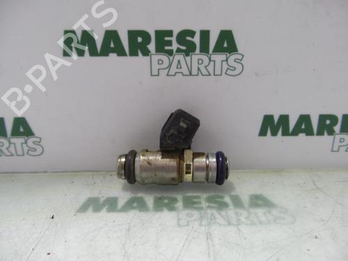 Used Injector FIAT STRADA Pickup (178_, 278_) 1.2 (60 hp) 31421493