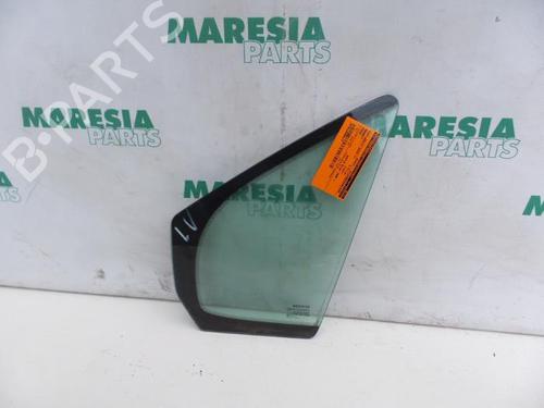 front-left-quarter-glass-renault-modus-grand-modus-fjp0_-2004-31416370 main image