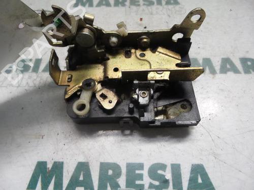 Used Electronic module IVECO DAILY III Platform/Chassis 35 C 12 , 35 S 12 (AEKA14A1, AEKA14AA, AEKA64A1,... (116 hp) 31465534