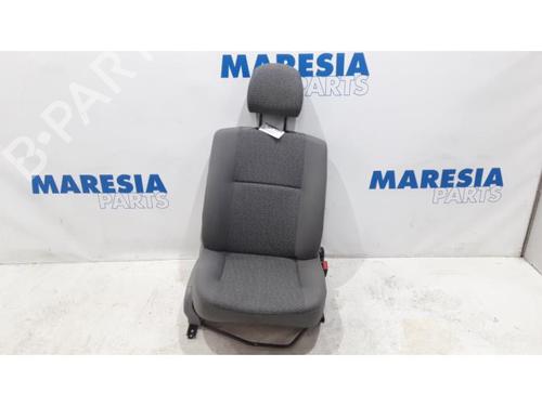 Used Right front seat DACIA LOGAN MCV (KS_) 1.6 16V (KS0L, KS0M, KS0P, KS1S) (105 hp) 31482517