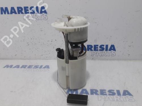 Used Fuel pump FIAT 500 (312_) 1.2 (312AXA1A) (69 hp) 31514393