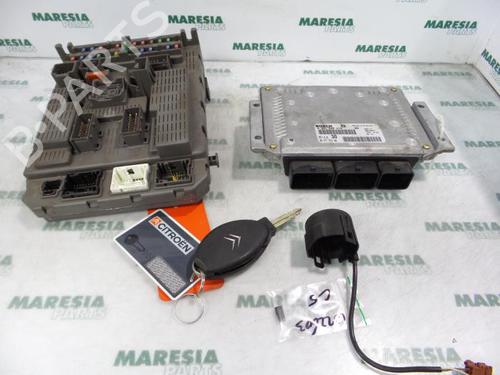 Used Engine control unit (ECU) CITROËN C5 I (DC_) 3.0 V6 (DCXFXC, DCXFXF) (207 hp) 31481034
