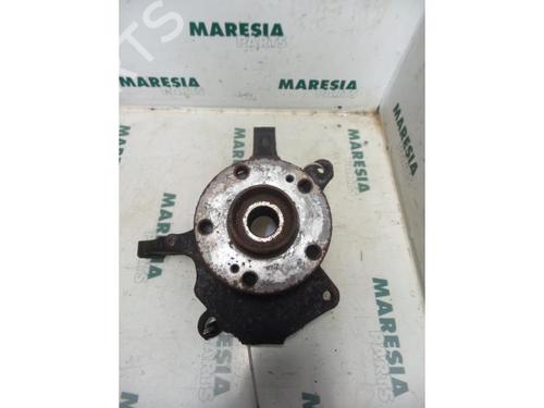 Used Right front steering knuckle RENAULT VEL SATIS (BJ0_) 3.5 V6 (BJ0R, BJ0V, BJ0U) (241 hp) 31495984